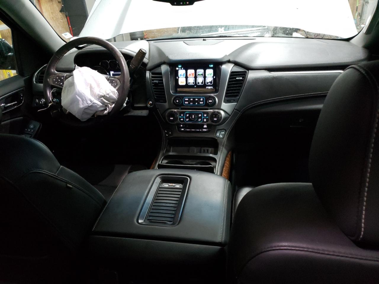 2019 Chevrolet Suburban - Image 8