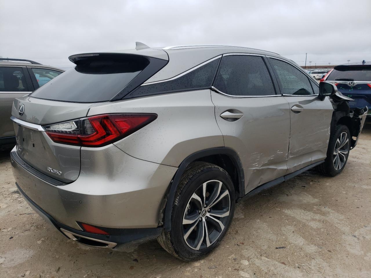 2022 Lexus RX - Image 3