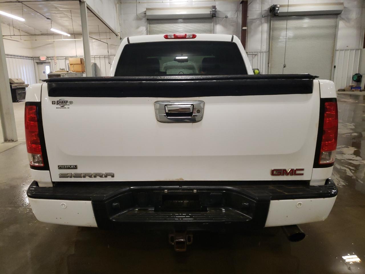 2009 GMC Sierra - Image 6