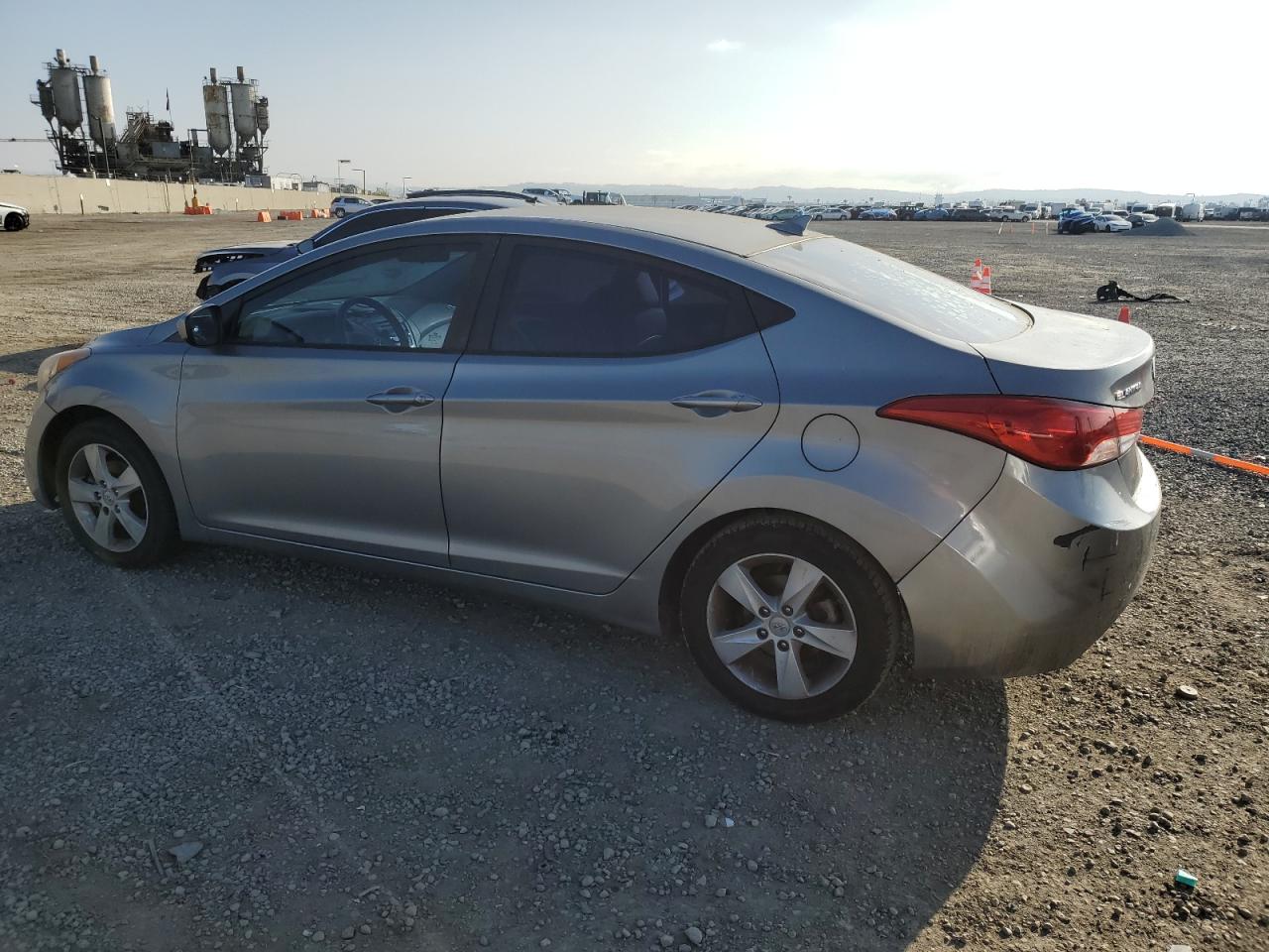 2013 Hyundai Elantra - Image 2
