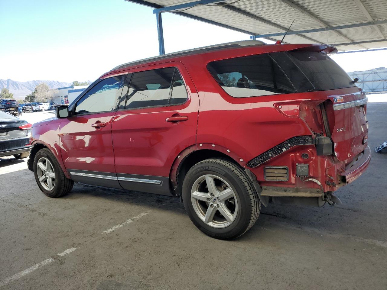 2019 Ford Explorer - Image 2