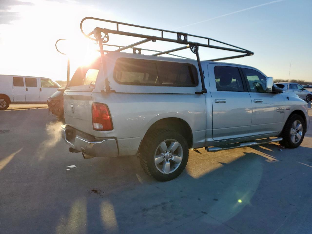 2019 RAM 1500 - Image 3