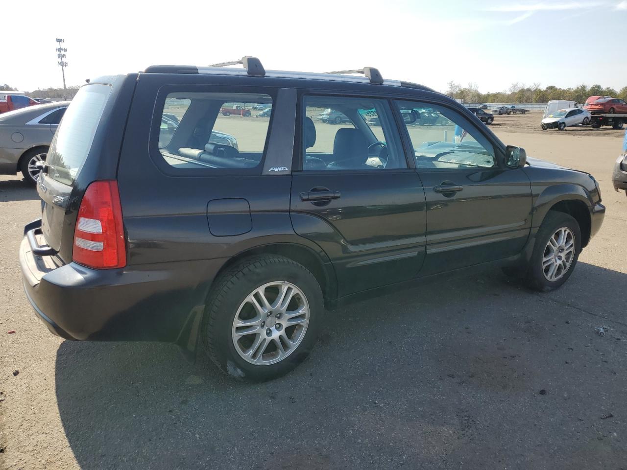 2004 Subaru Forester - Image 3