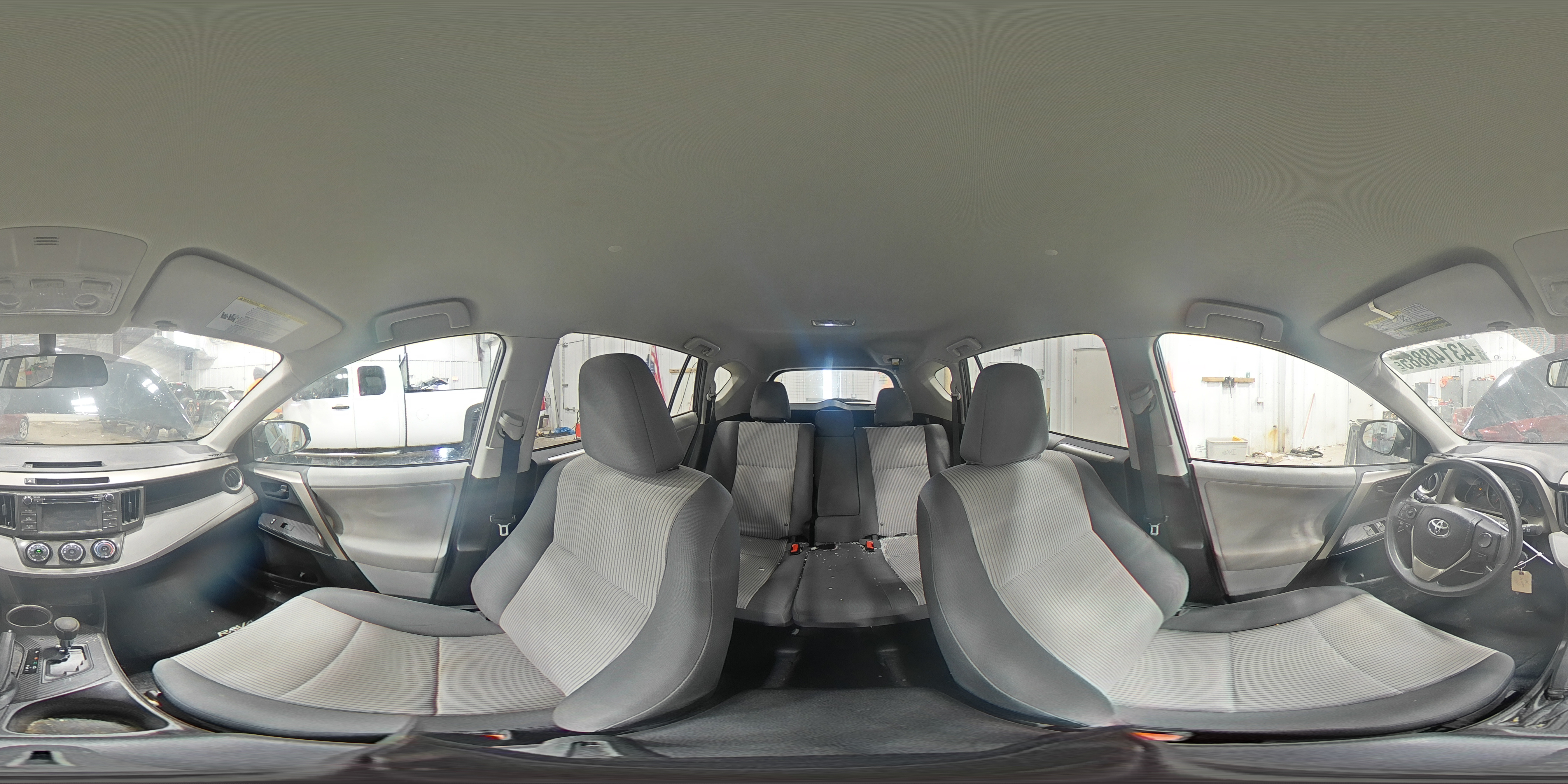2013 Toyota RAV 4 - Image 15