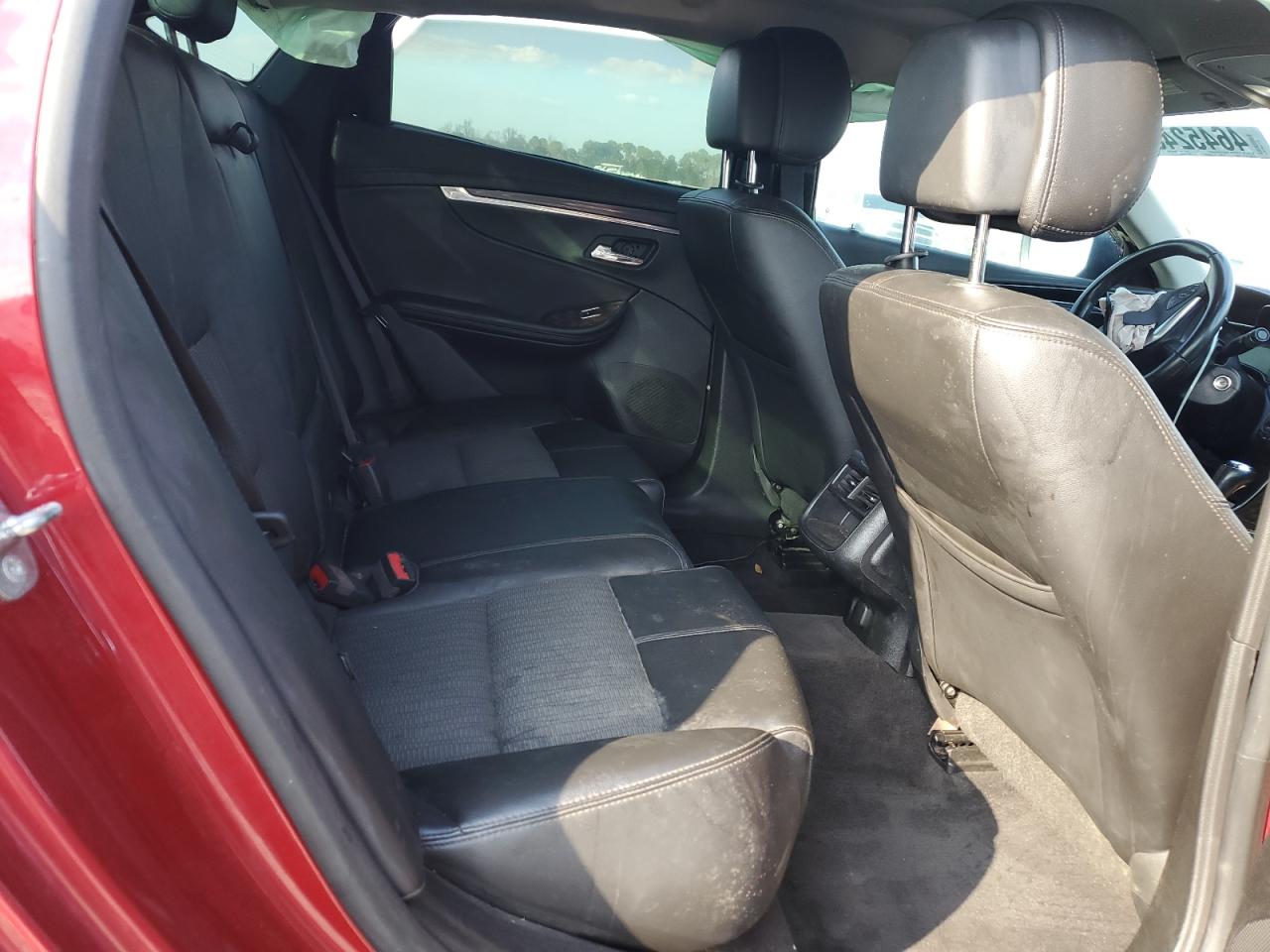 2014 Chevrolet Impala - Image 10