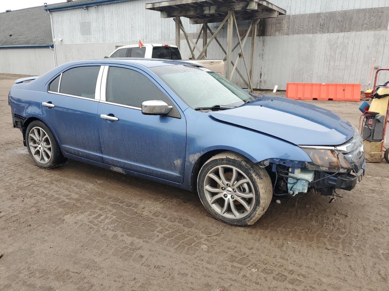 2010 Ford Fusion - Image 4