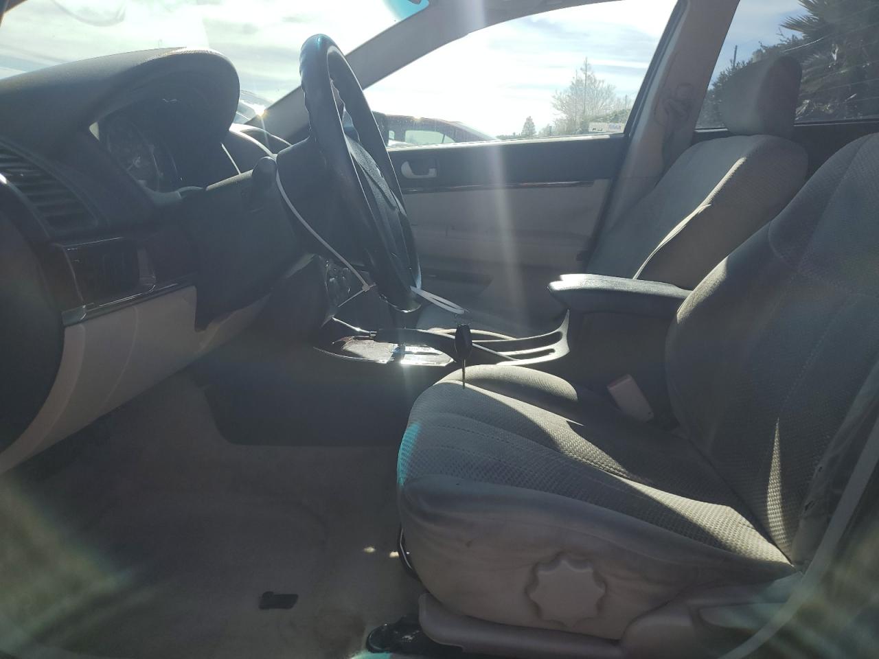 2009 Mitsubishi Galant - Image 7