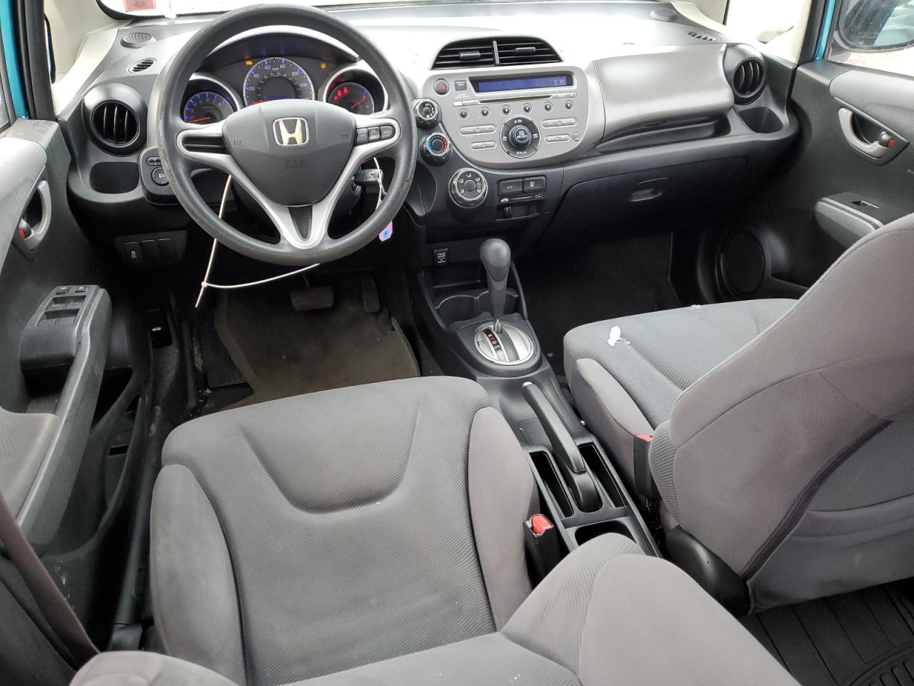 2013 Honda Fit - Image 8