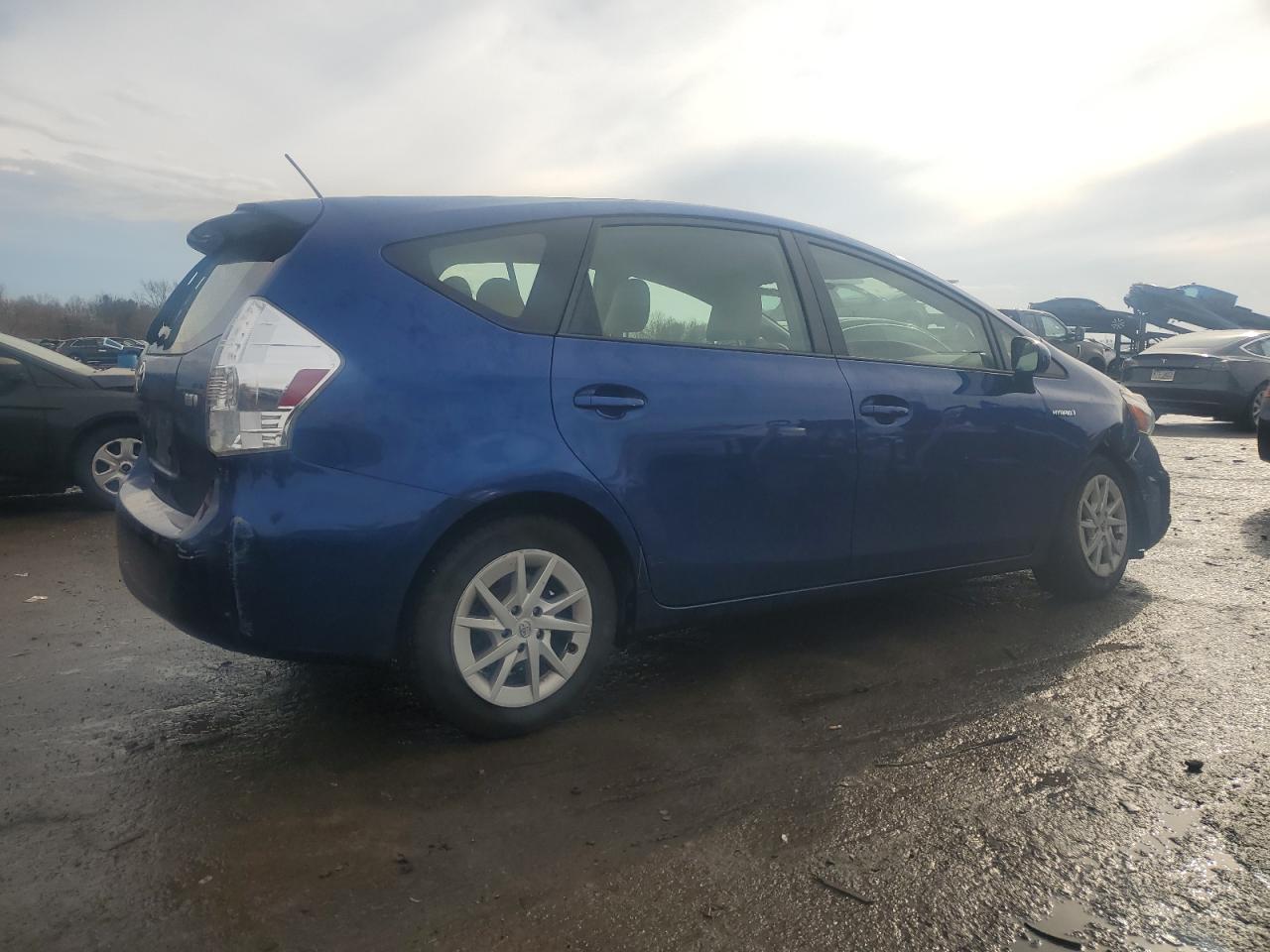 2014 Toyota Prius - Image 3