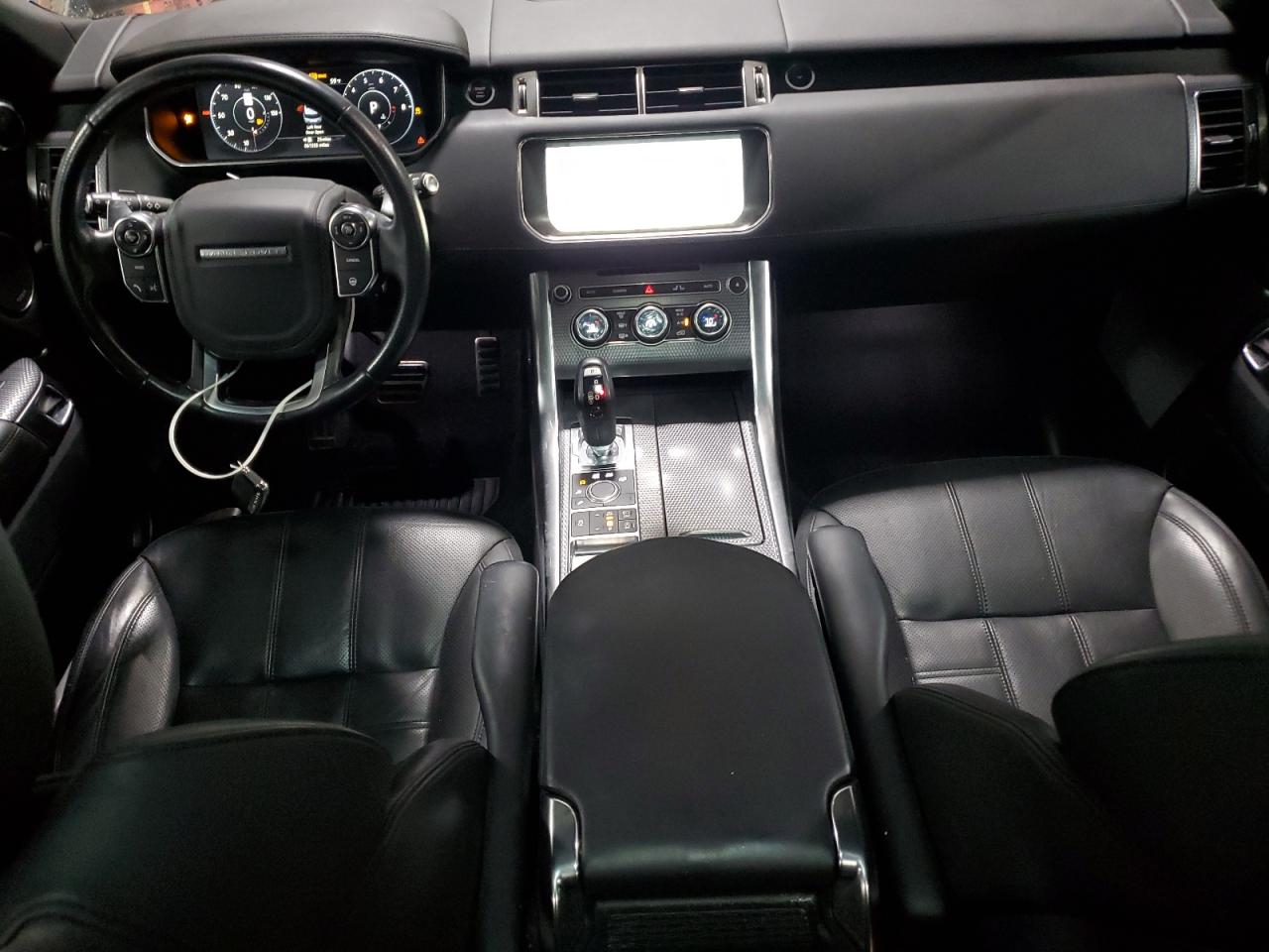 2017 Land Rover Range Rover - Image 8