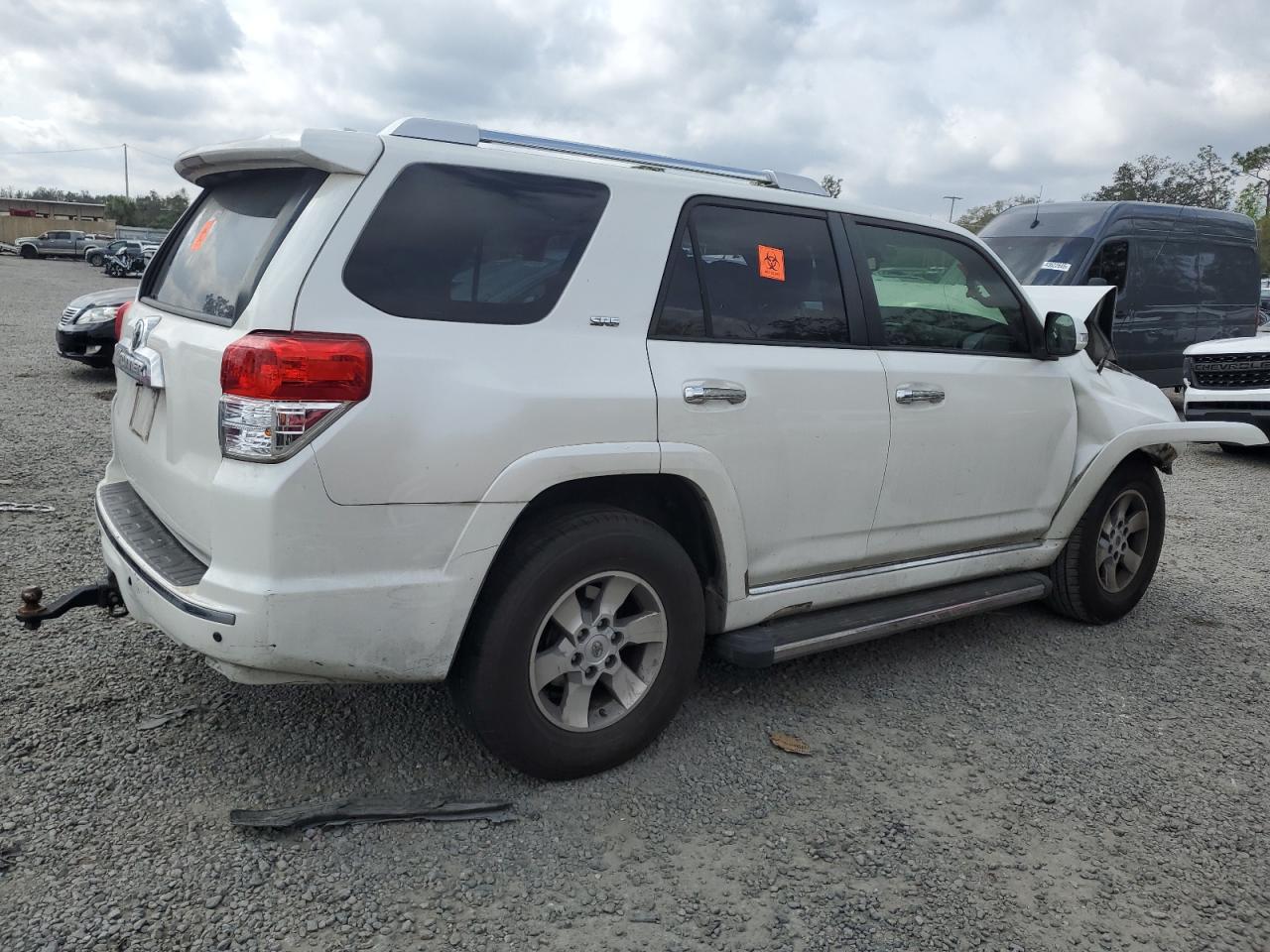 2013 Toyota 4Runner - Image 3