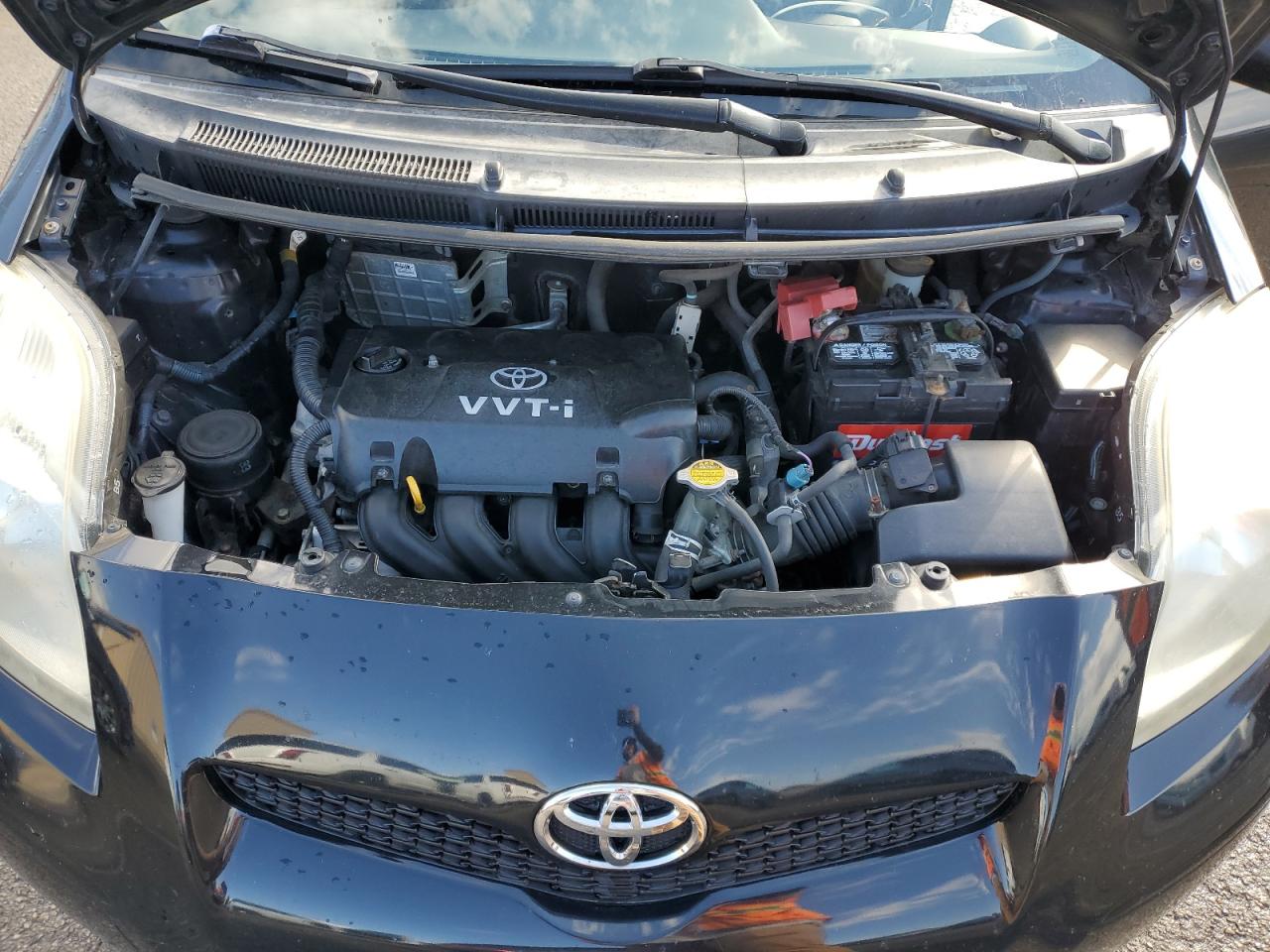 2009 Toyota Yaris - Image 11