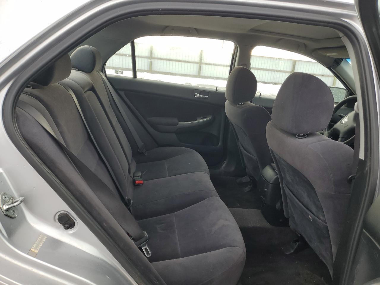 2003 Honda Accord - Image 10
