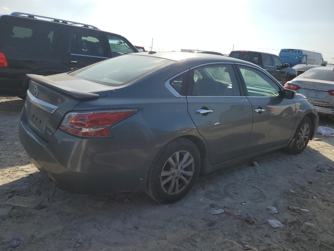 2014 Nissan Altima - Image 3