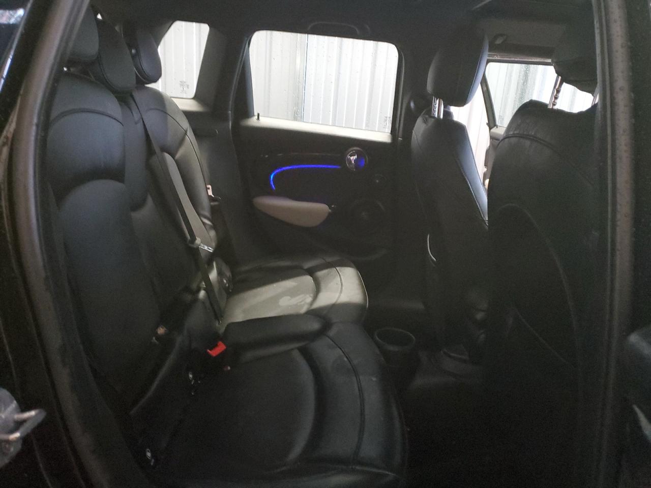 2017 MINI Cooper - Image 11