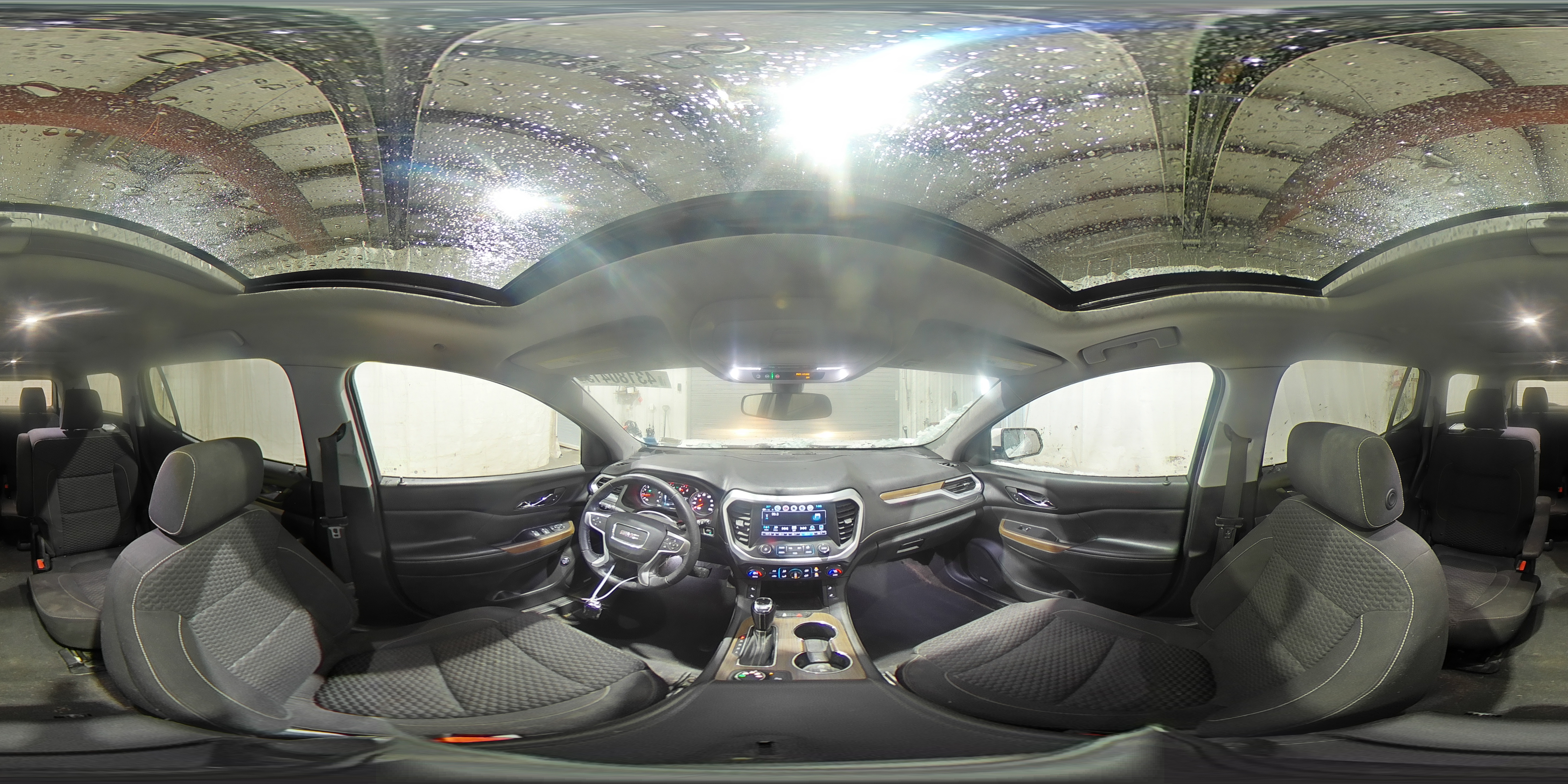 2017 GMC Acadia - Image 15