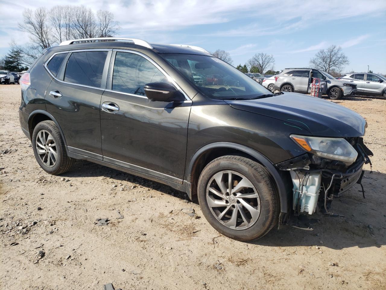 2015 Nissan Rogue - Image 4