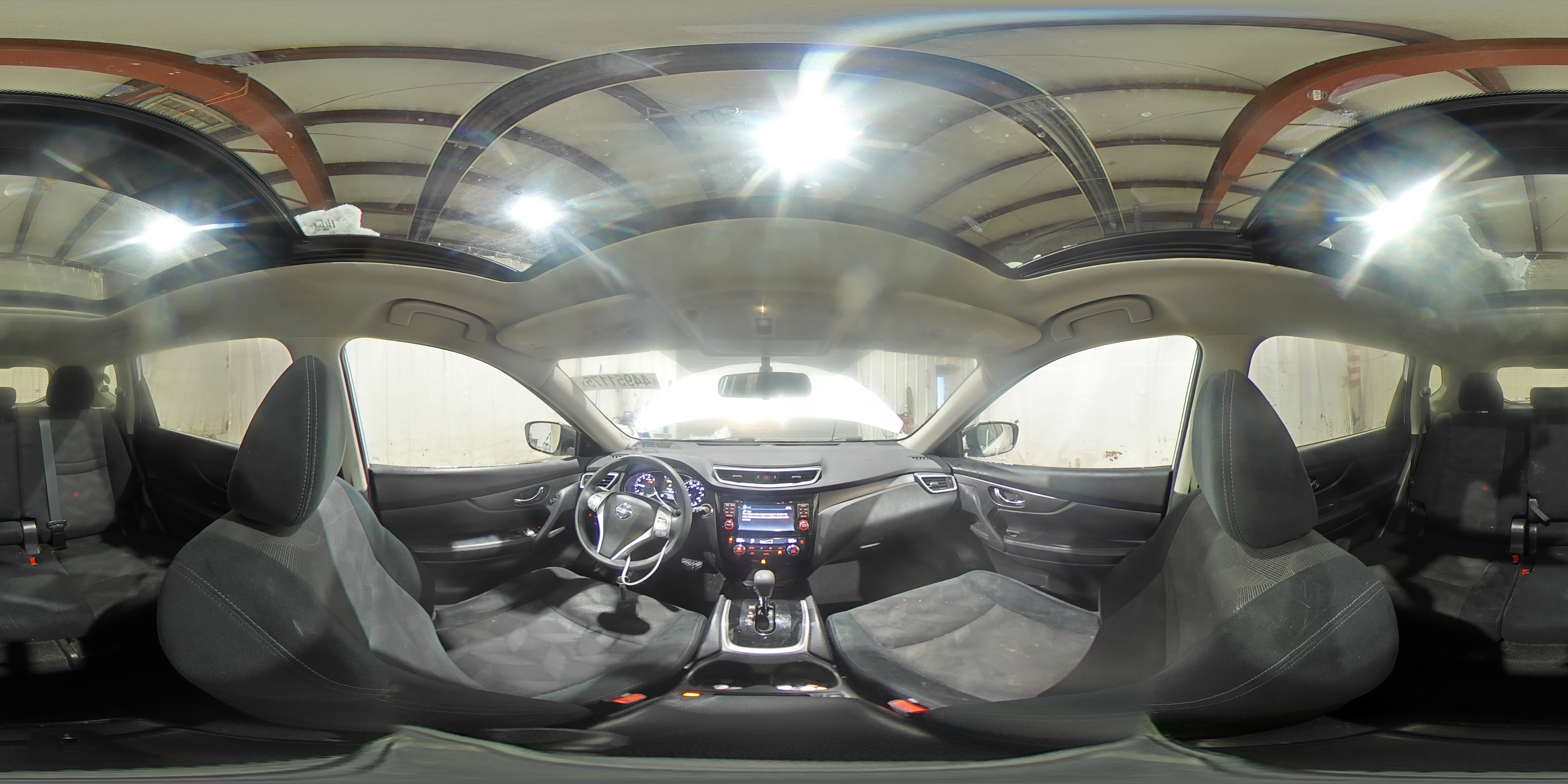 2015 Nissan Rogue - Image 14