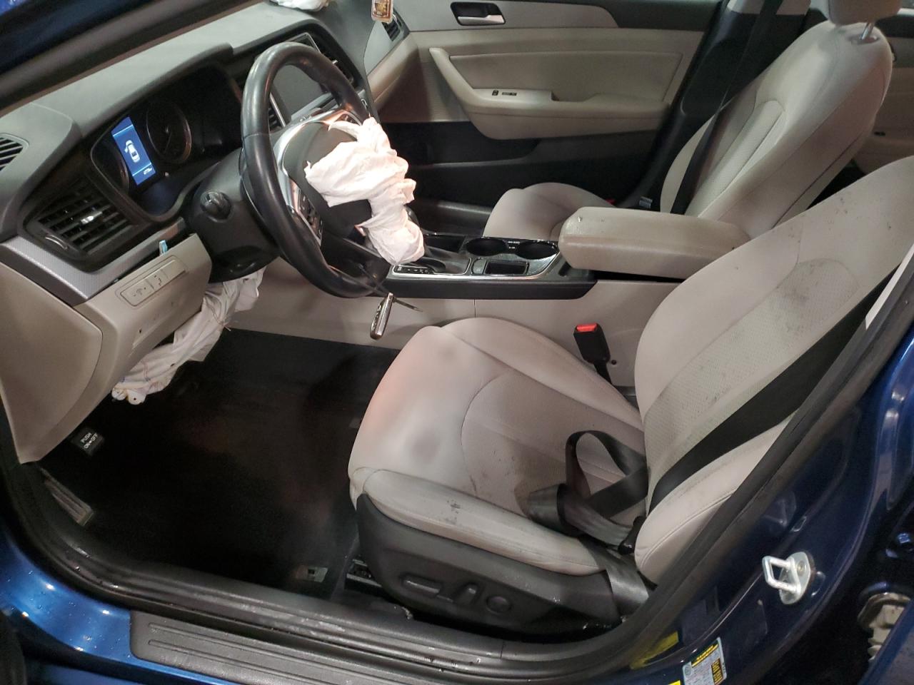2018 Hyundai Sonata - Image 7