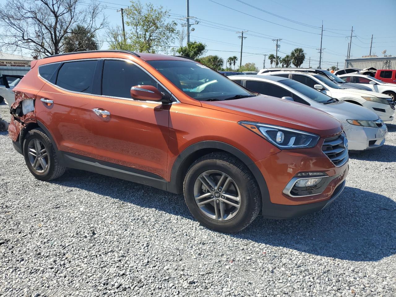 2017 Hyundai Santa Fe - Image 4