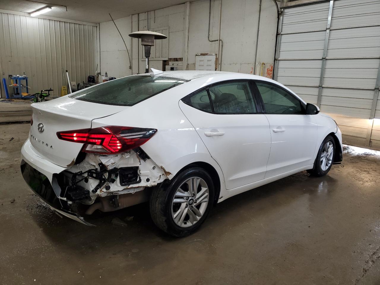 2020 Hyundai Elantra - Image 3
