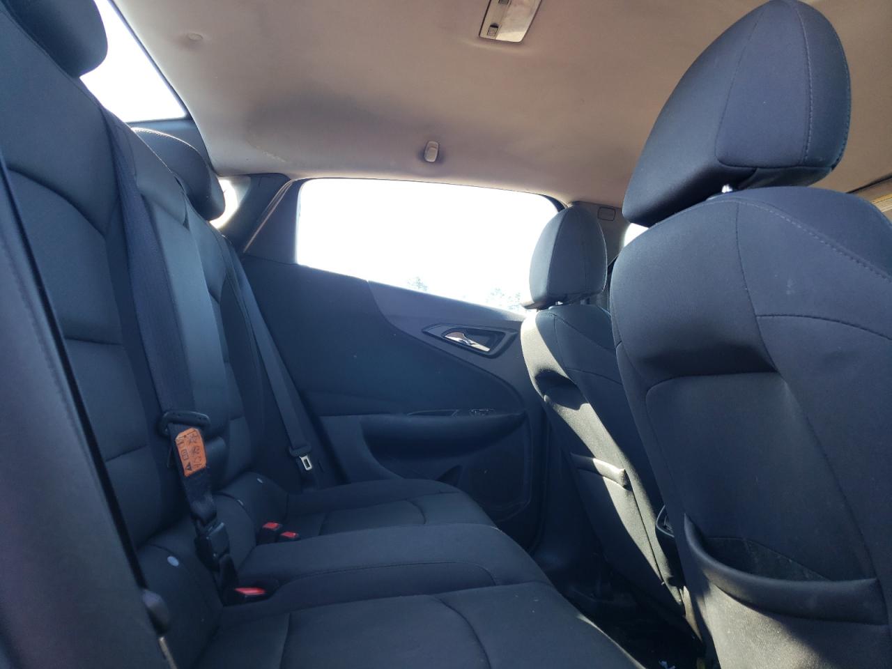 2016 Chevrolet Malibu - Image 10