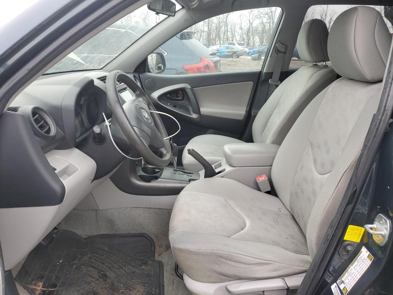 2011 Toyota RAV 4 - Image 7