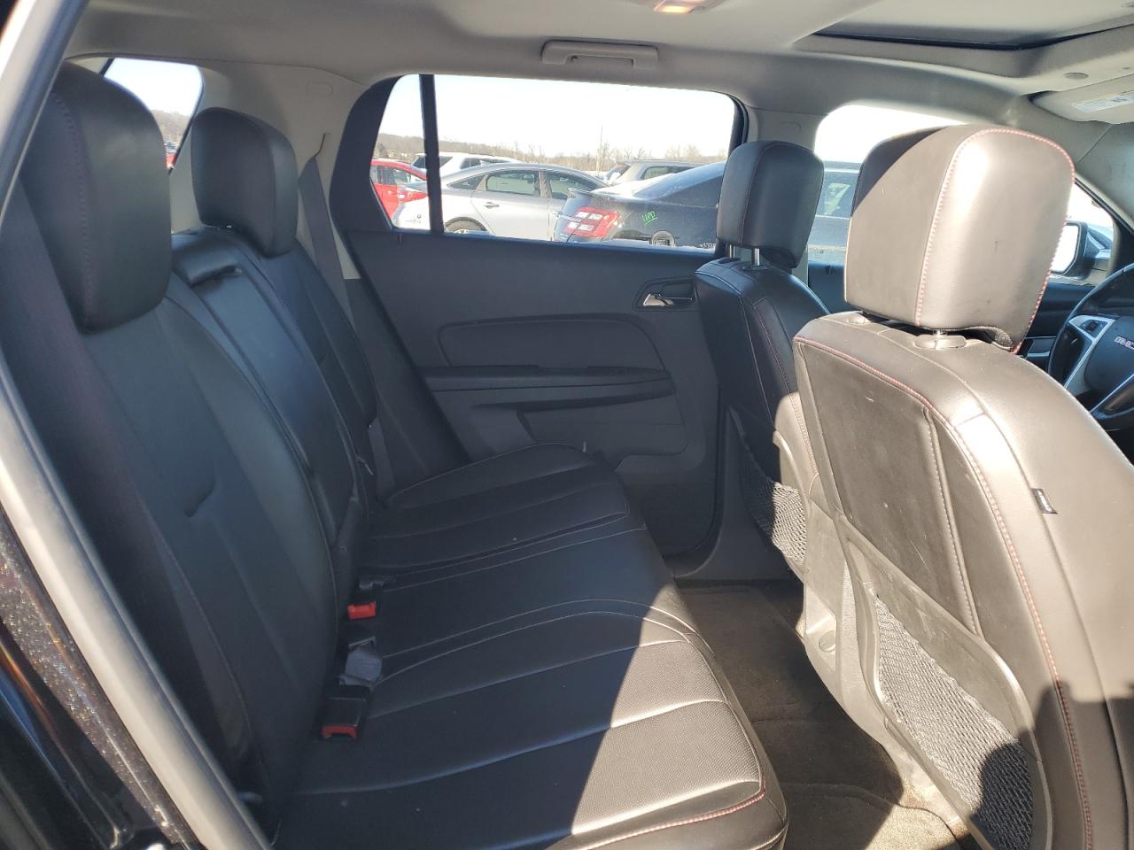 2011 GMC Terrain - Image 11