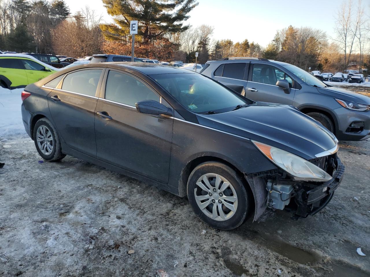 2011 Hyundai Sonata - Image 4