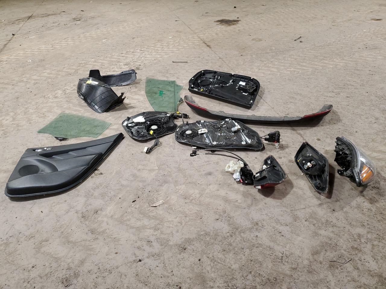 2016 Kia Forte - Image 12