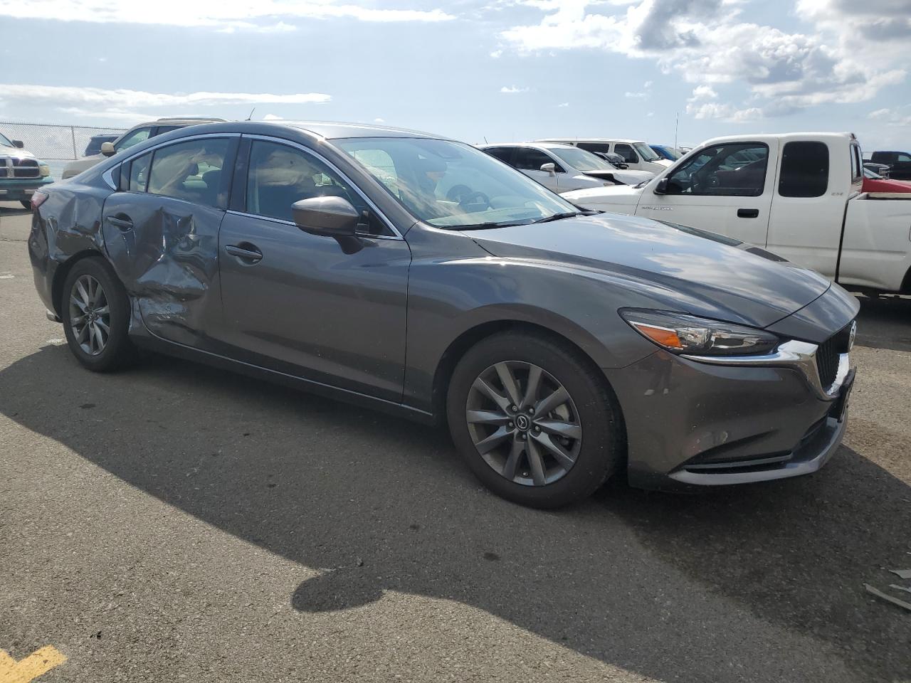 2018 Mazda 6 - Image 4