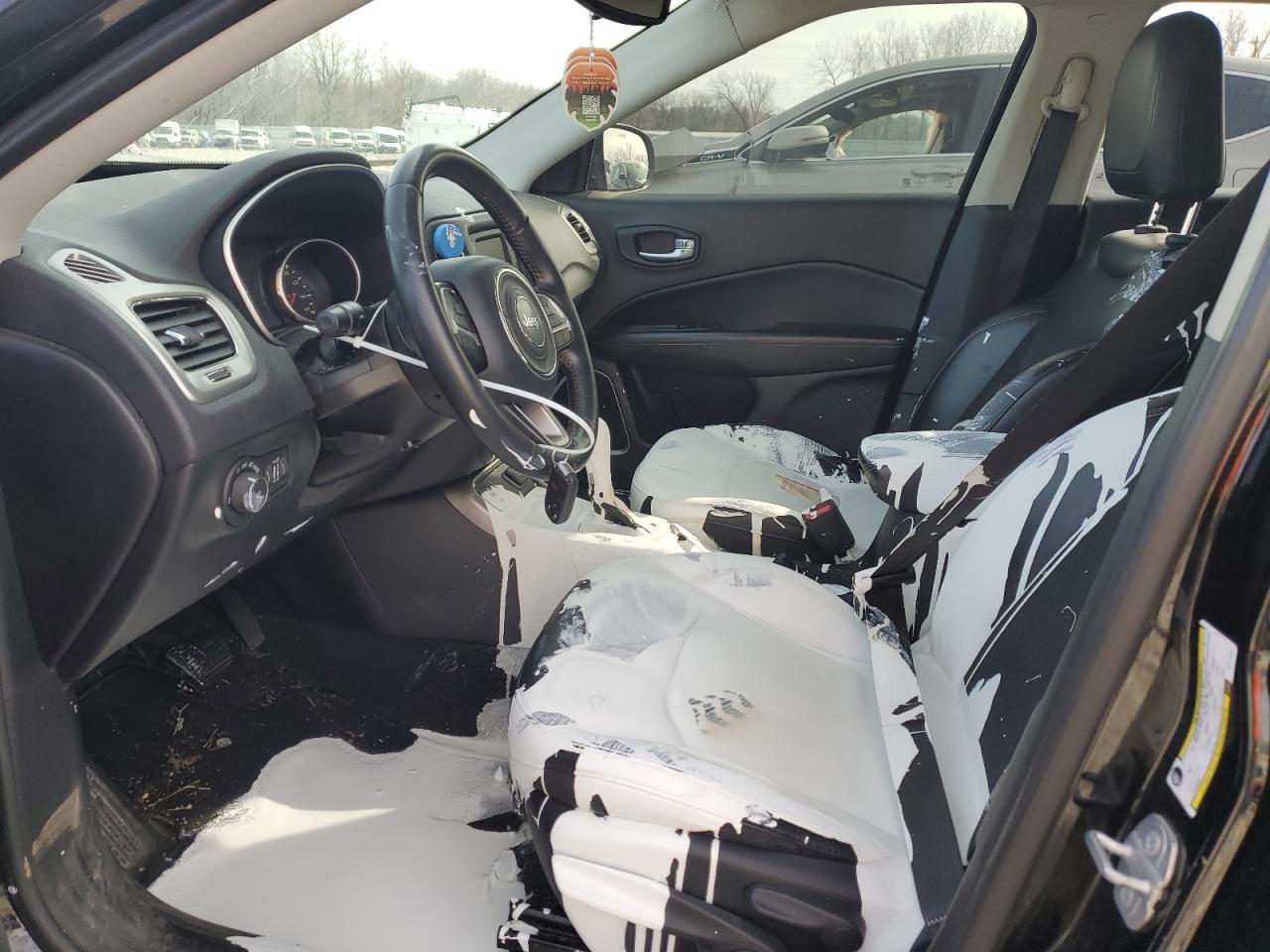 2018 Jeep Compass - Image 7