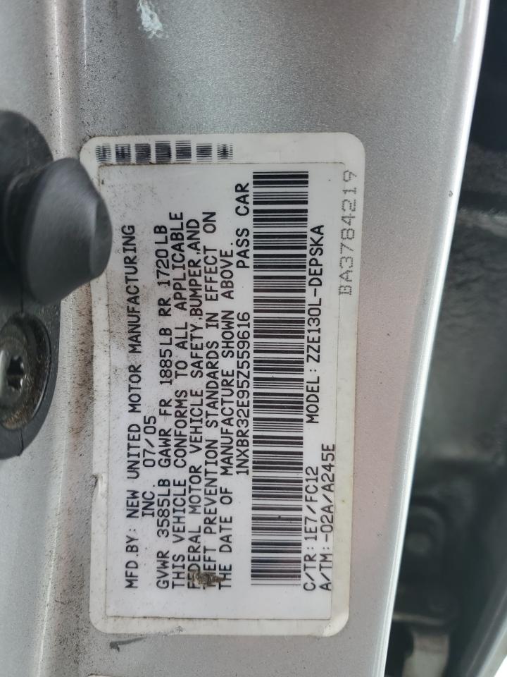 2005 Toyota Corolla - Image 14