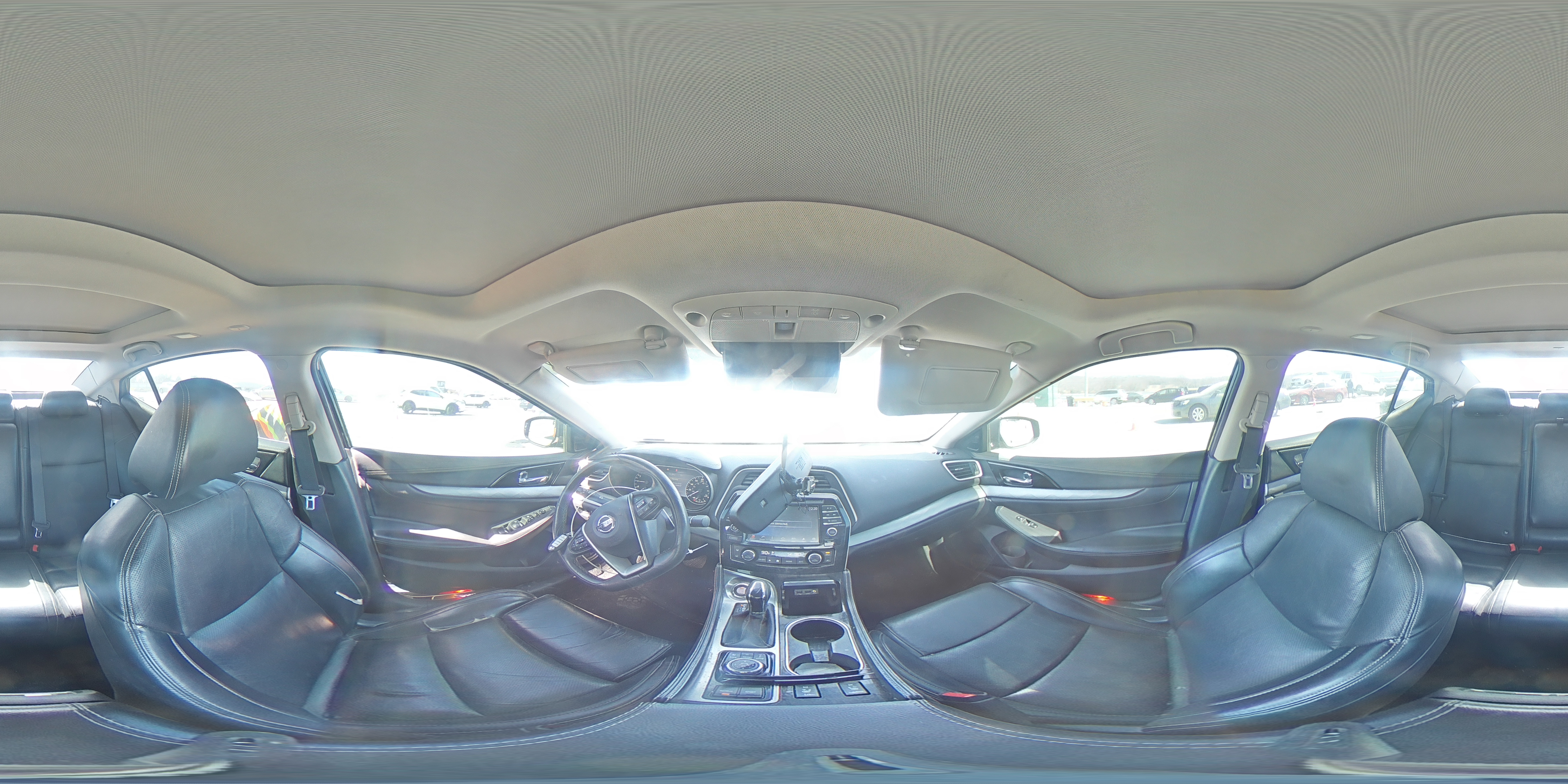 2016 Nissan Maxima - Image 13