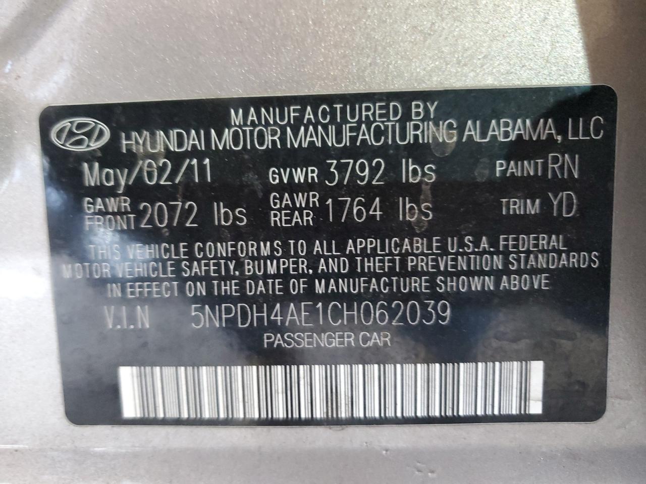 2012 Hyundai Elantra - Image 12