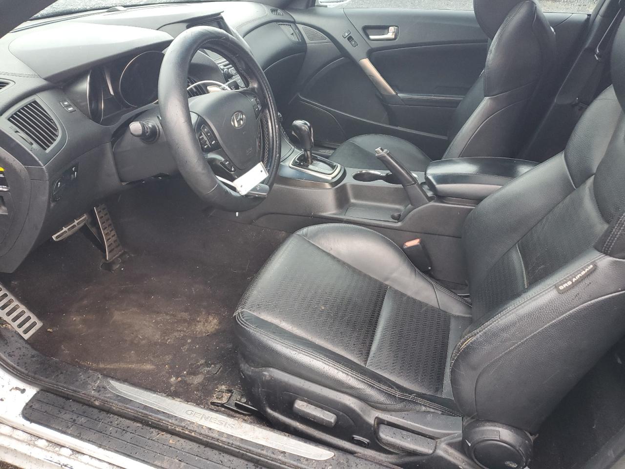 2015 Hyundai Genesis - Image 7