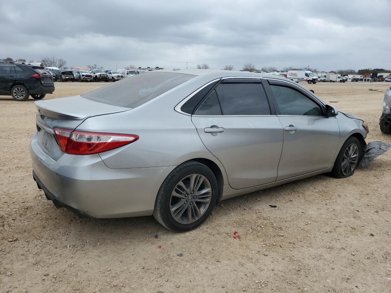 2015 Toyota Camry - Image 3