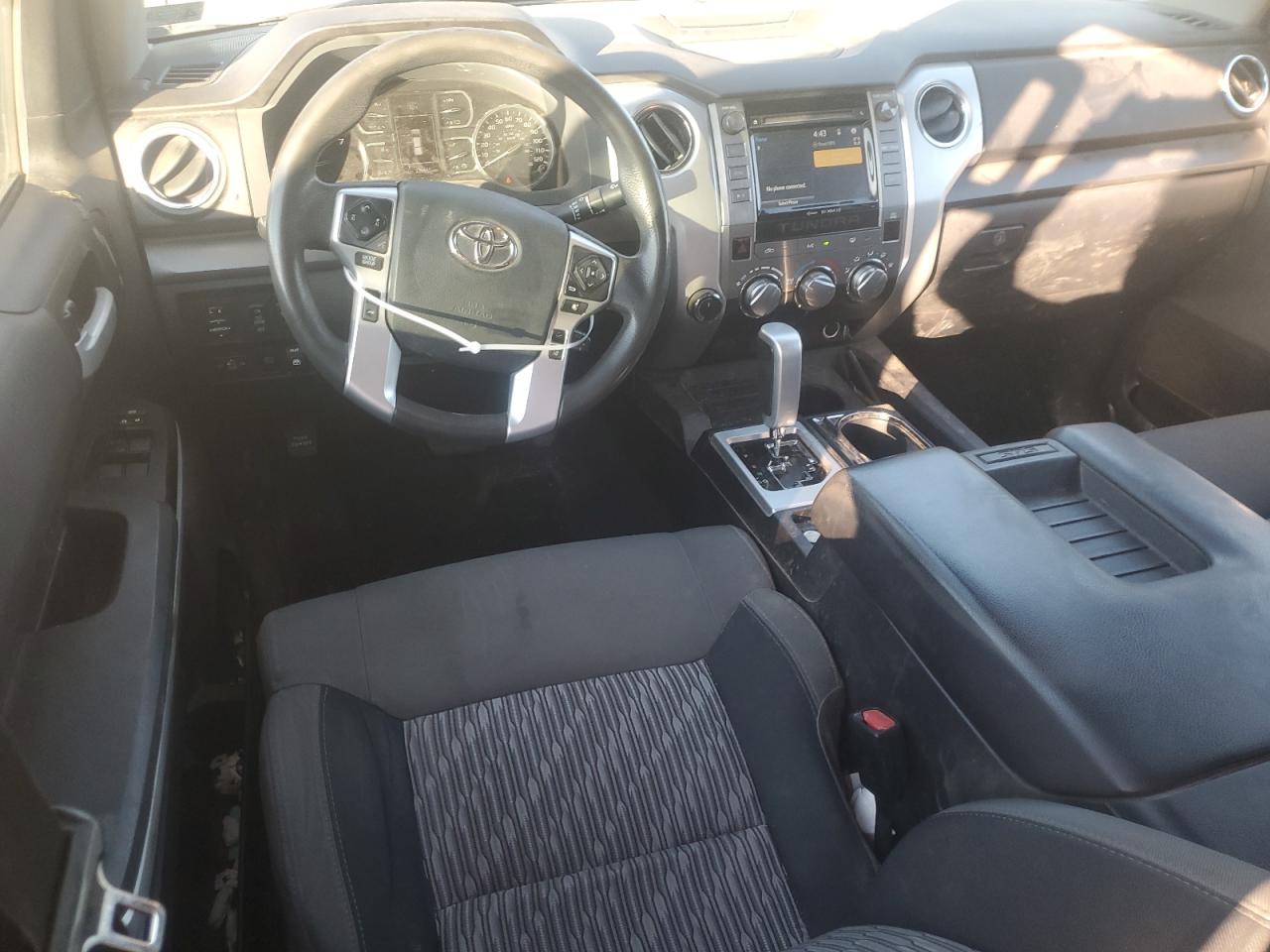 2018 Toyota Tundra - Image 8