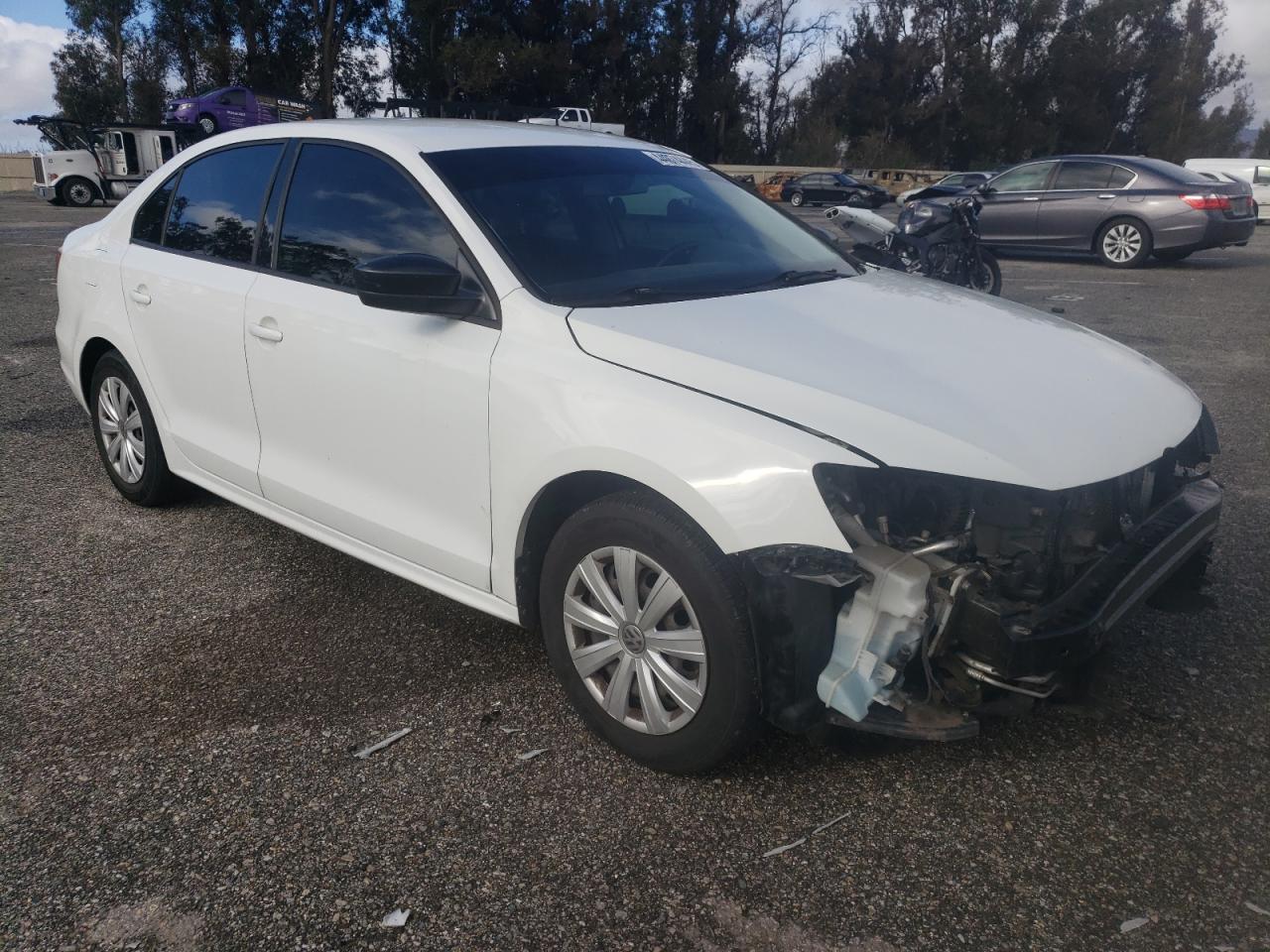 2015 Volkswagen Jetta - Image 4