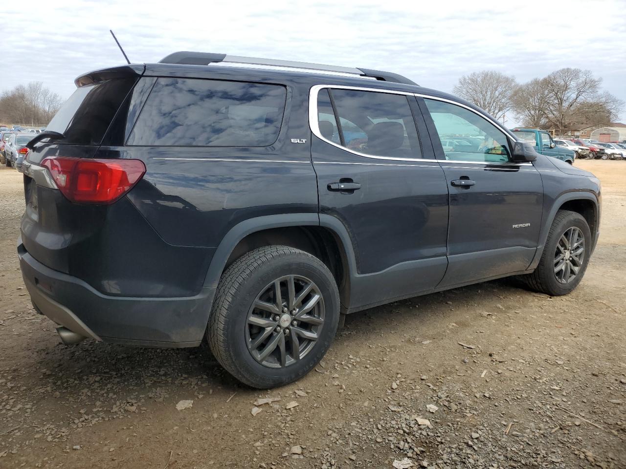 2017 GMC Acadia - Image 3