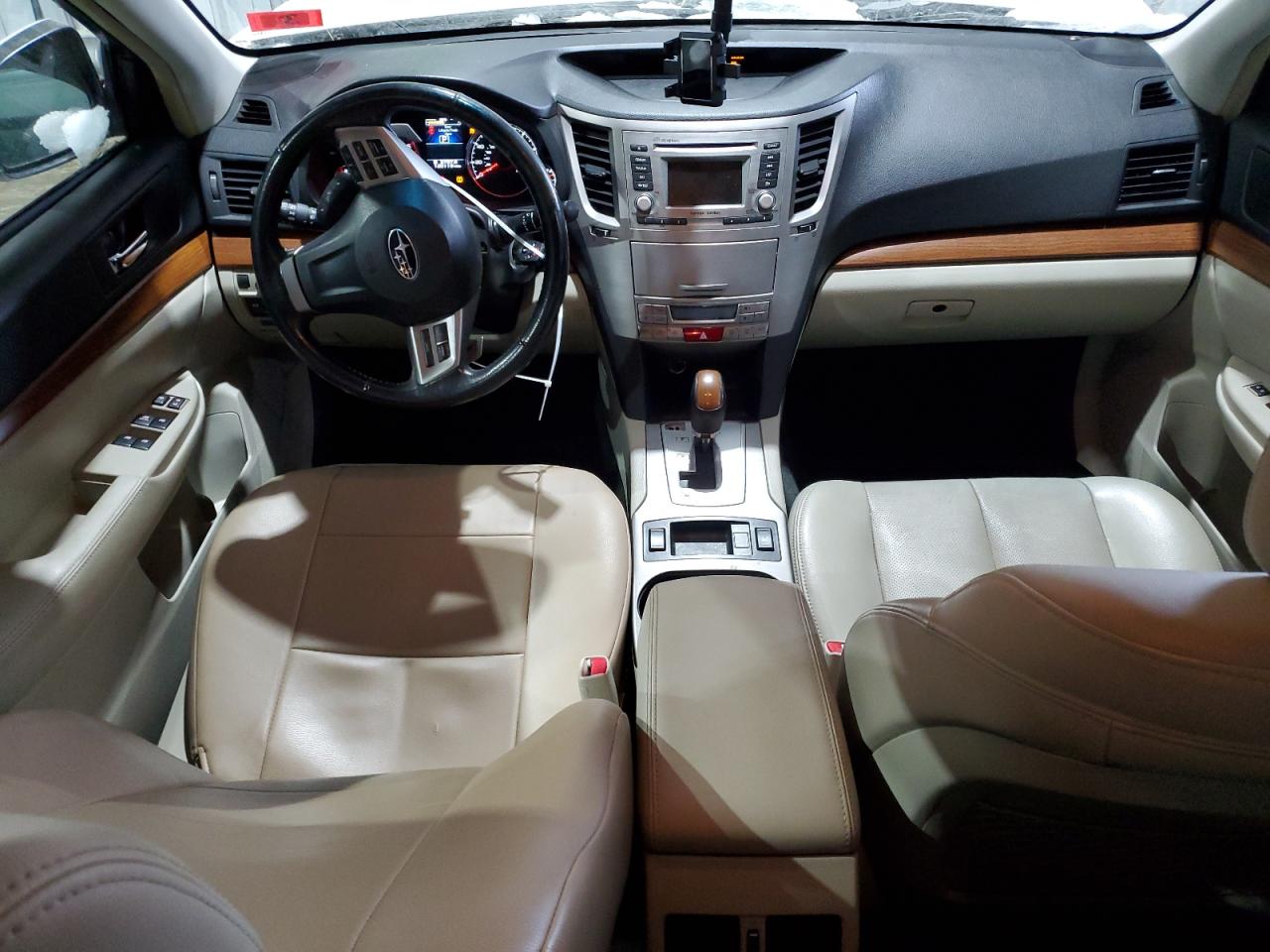 2013 Subaru Outback - Image 8