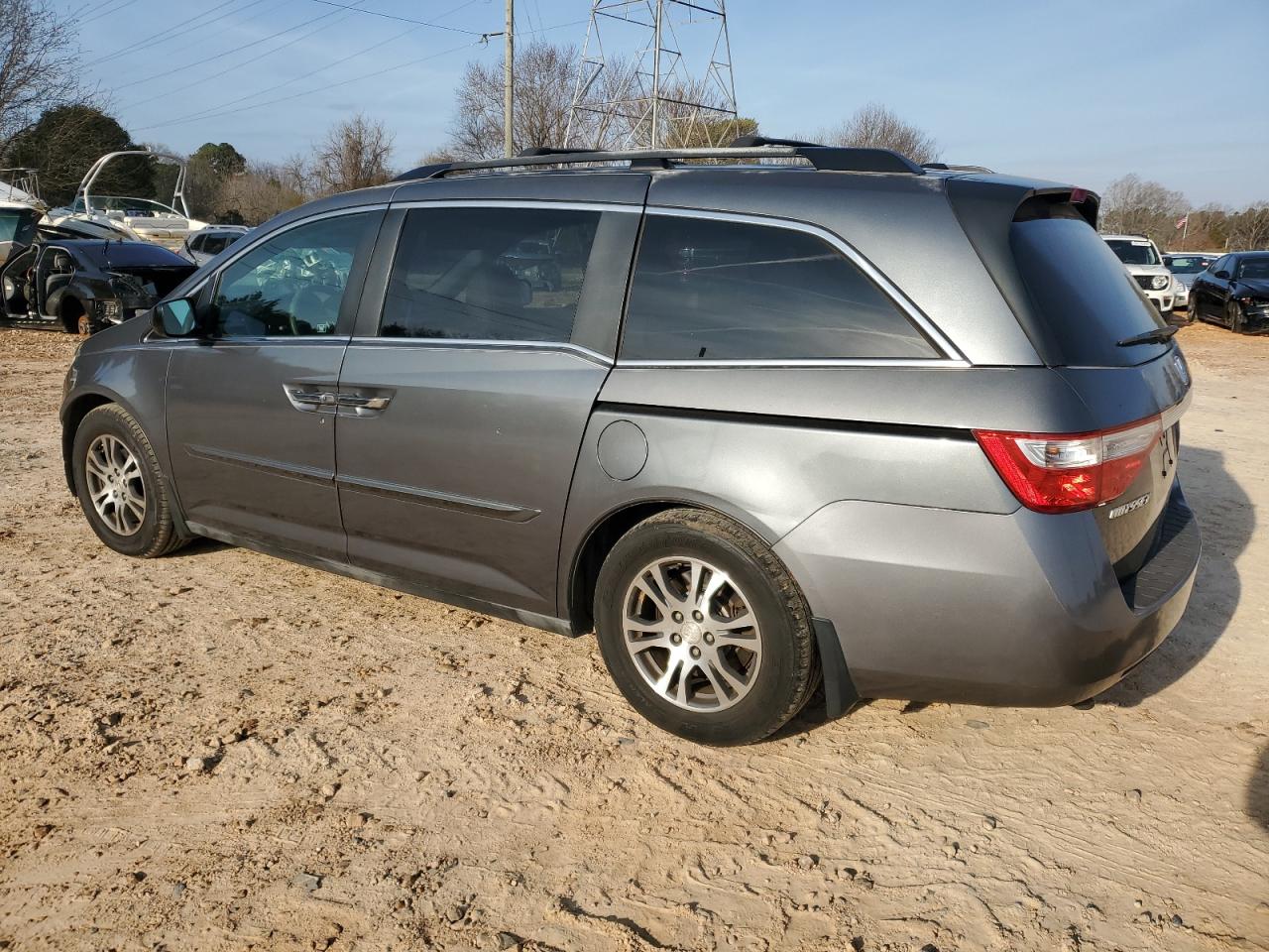 2011 Honda Odyssey - Image 2