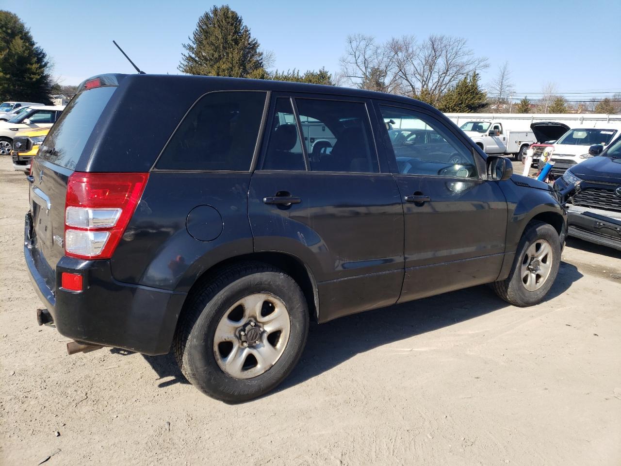 2013 Suzuki Grand Vitara - Image 3