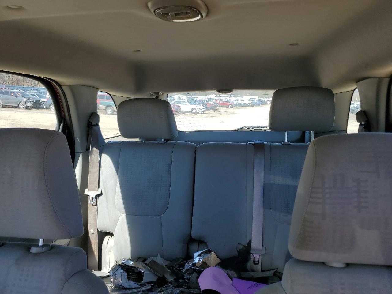 2005 Chevrolet Equinox - Image 10