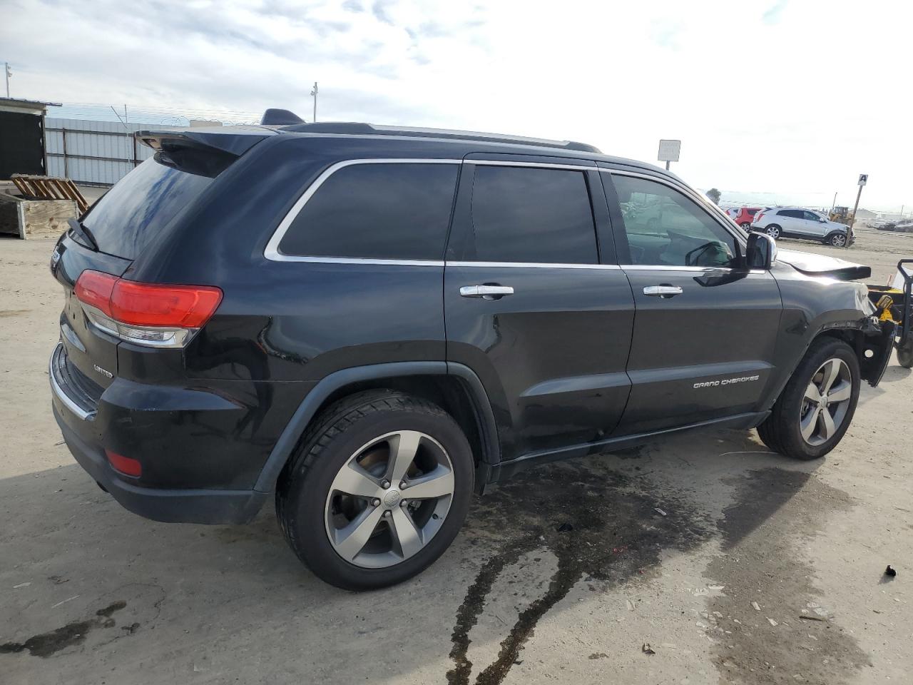 2015 Jeep Grand Cherokee - Image 3