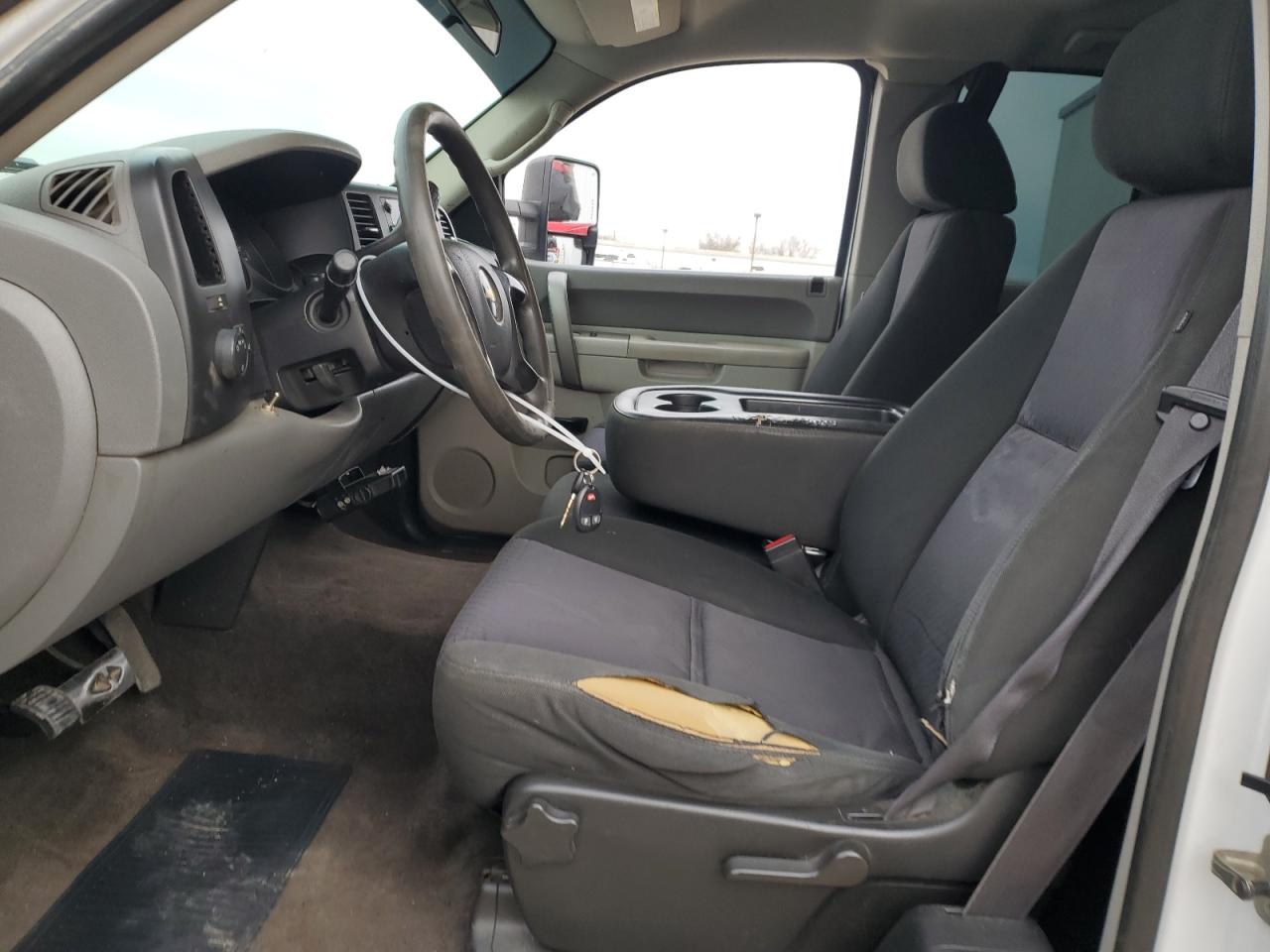 2011 Chevrolet Silverado - Image 7