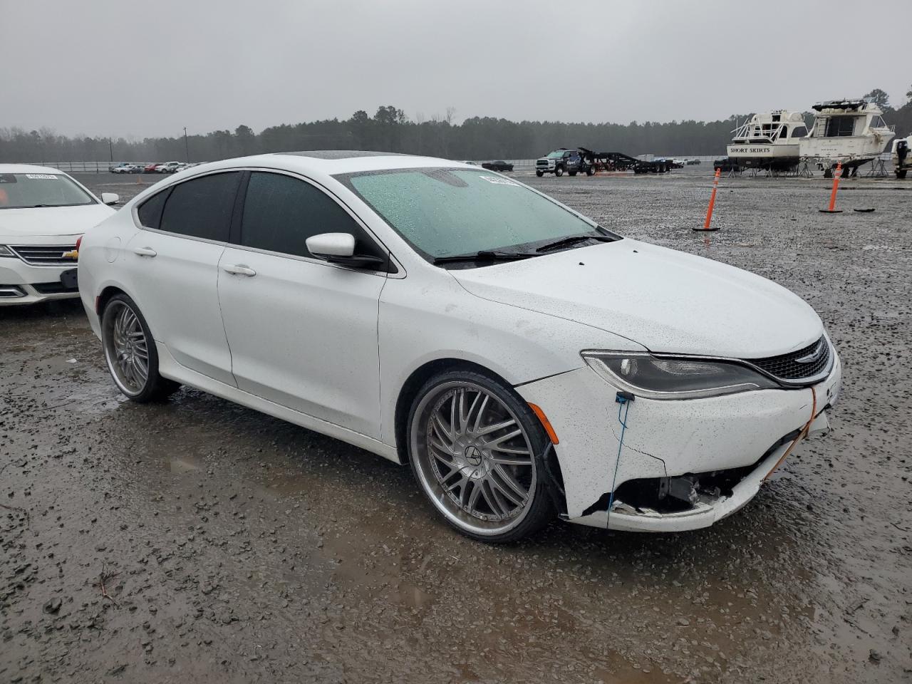 2015 Chrysler 200 - Image 4