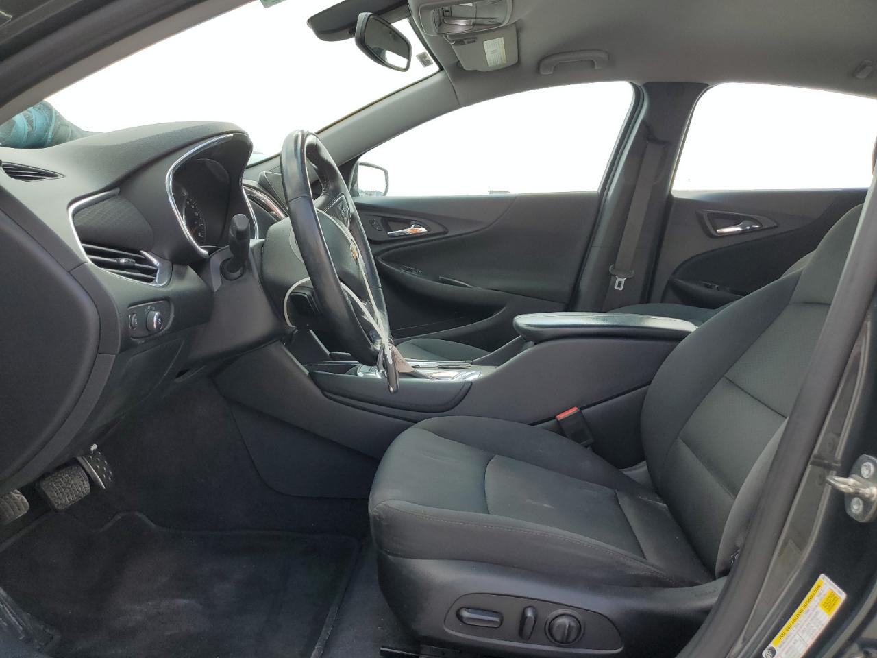 2017 Chevrolet Malibu - Image 7