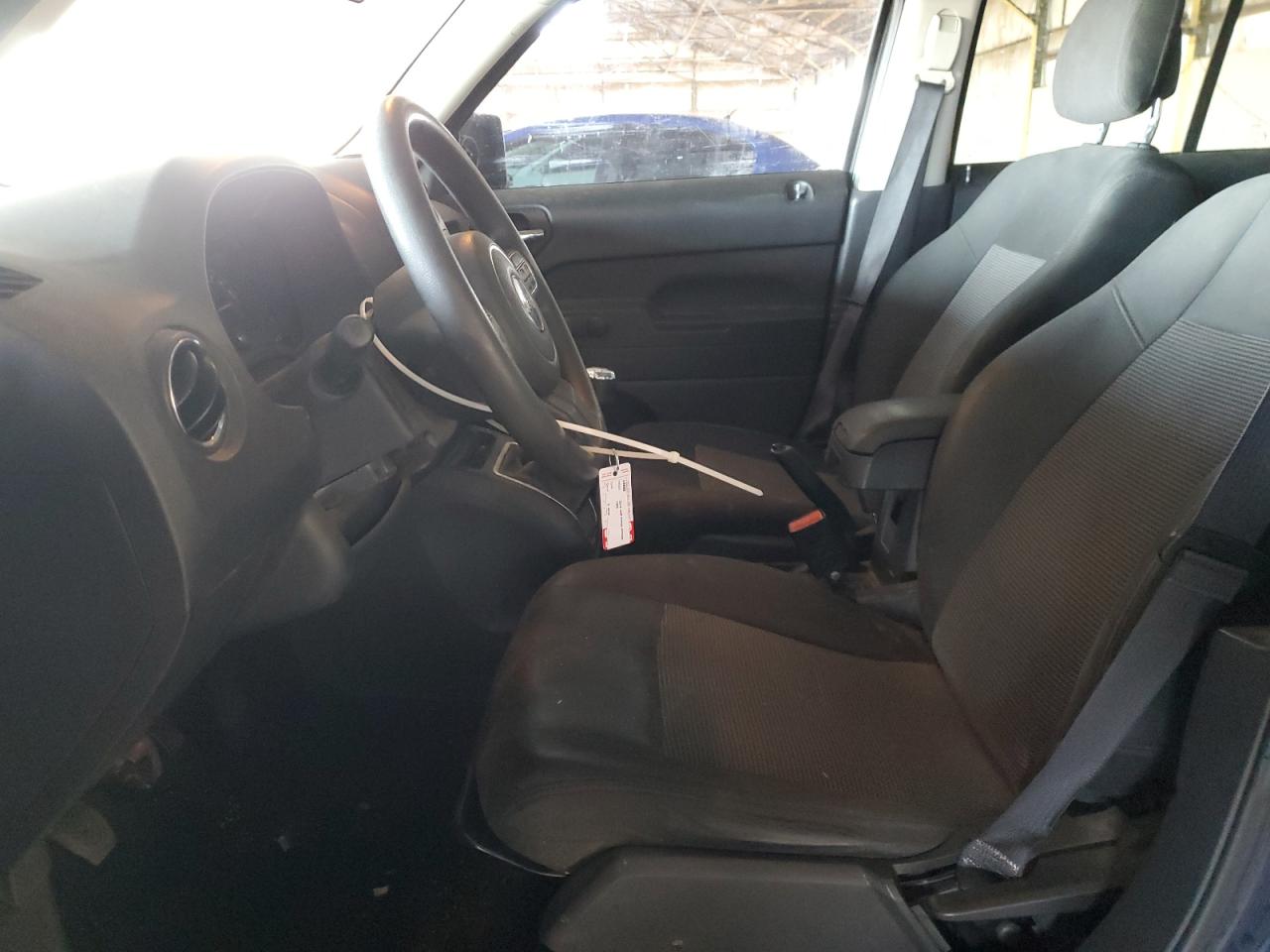 2014 Jeep Liberty (Patriot) - Image 7