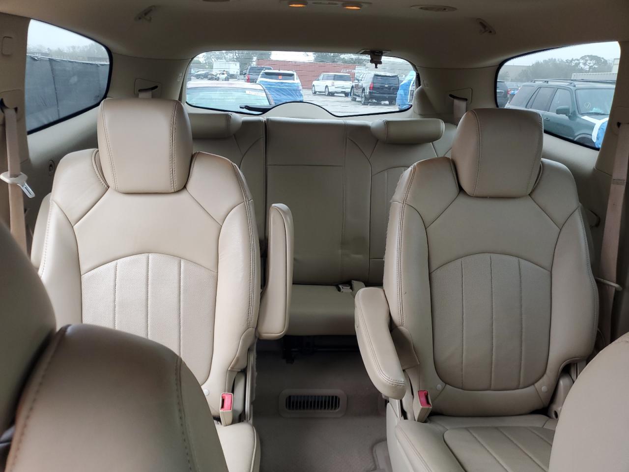 2010 Buick Enclave - Image 10